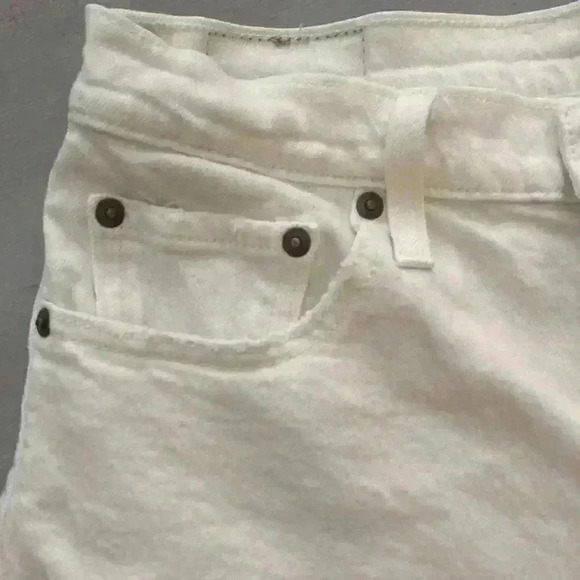 Levi's 501 Original Fit High Rise Denim Shorts NWOT Size 28 - Picture 4 of 11